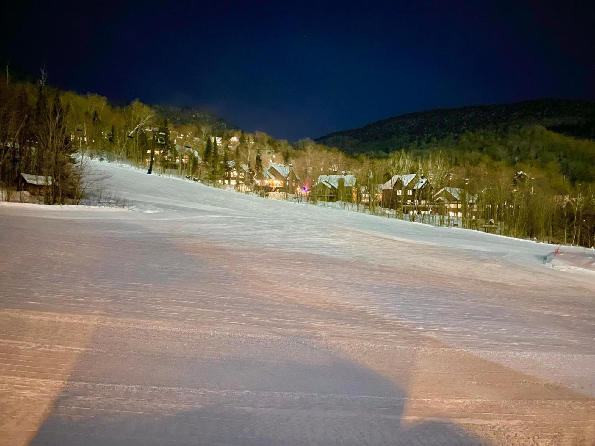 דירות סטונהם Ski-In, Ski-Out Chaleureux Studio Loft Au Pied Des Pistes De Ski מראה חיצוני תמונה