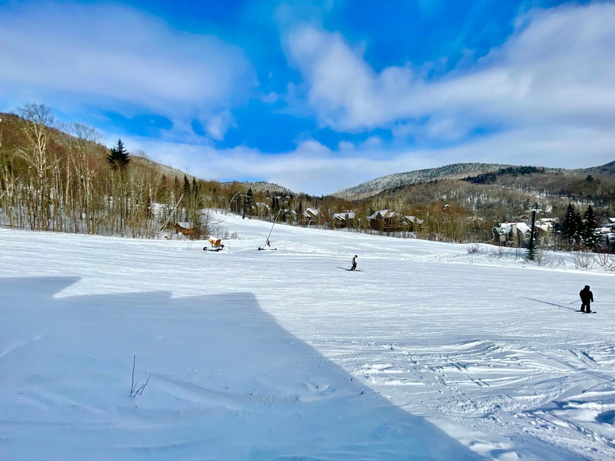 דירות סטונהם Ski-In, Ski-Out Chaleureux Studio Loft Au Pied Des Pistes De Ski מראה חיצוני תמונה